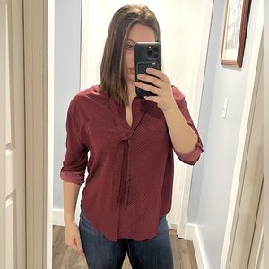 Abercrombie & Fich / Size small / Merlot and navy satin long sleeve blouse